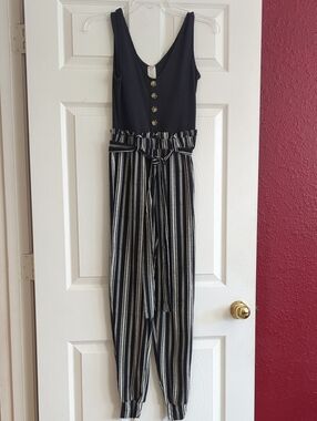 Derek Heart Stylish Black Sleeveless Striped Jumpsuit with Tie Waist Size XS